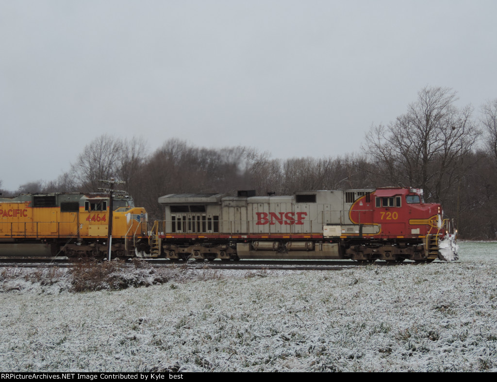 BNSF 720